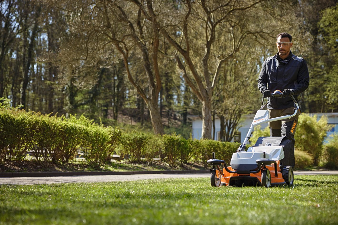 Choosing the right garden machinery
