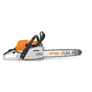 petrol chainsaw